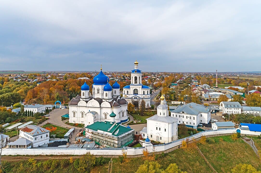 Свято-Боголюбский женский монастырь — одна из ключевых исторических достопримечательностей Владимирской области