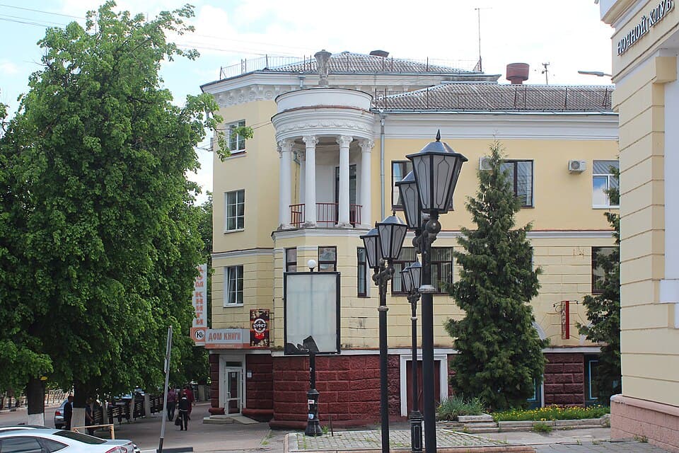 Отели города — современные гостиницы в центральных районах