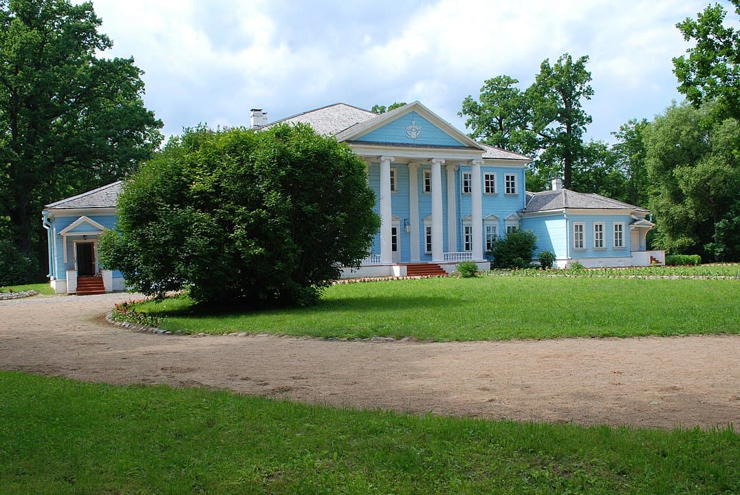 Куда поехать на выходные из Москвы: усадьбы и музеи, включая Музей-усадьба Глинки в Новоспасском