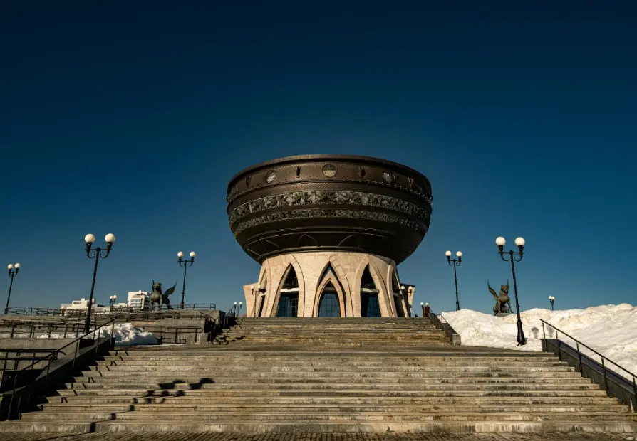 Авиабилеты и ЖД-билеты в Казань