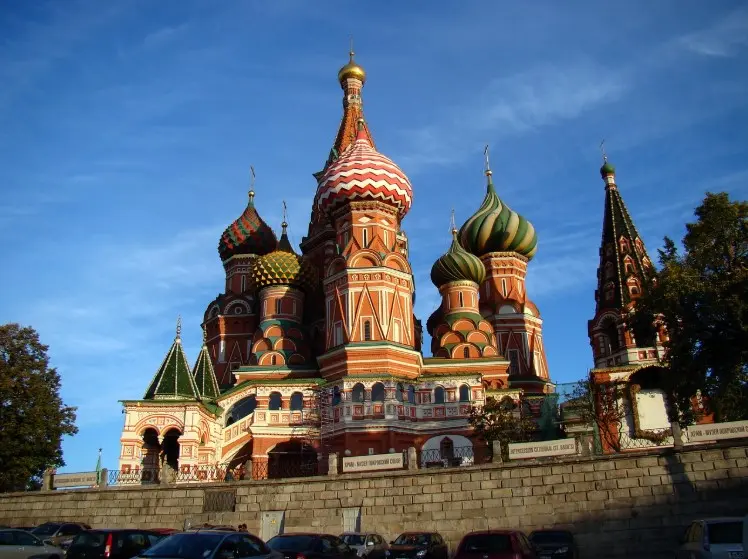 Главные достопримечательности Москвы: что посмотреть — Храм Василия Блаженного на Красной площади